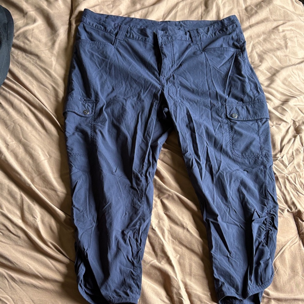 Women’s  Navy Blue Cargo Capris